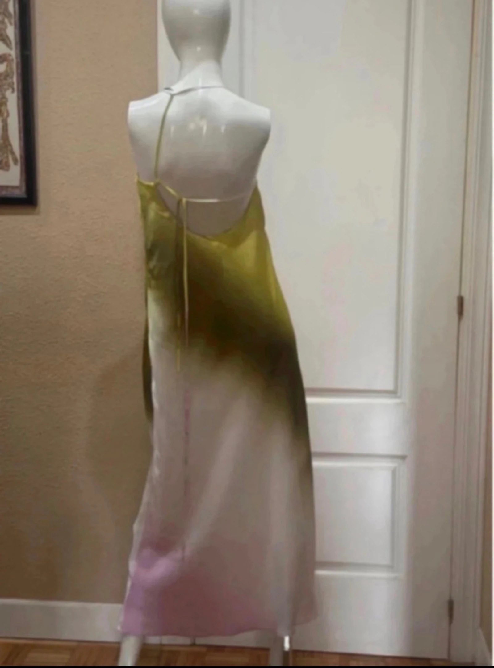 Robe satinée dégradée Taille M – photo 3